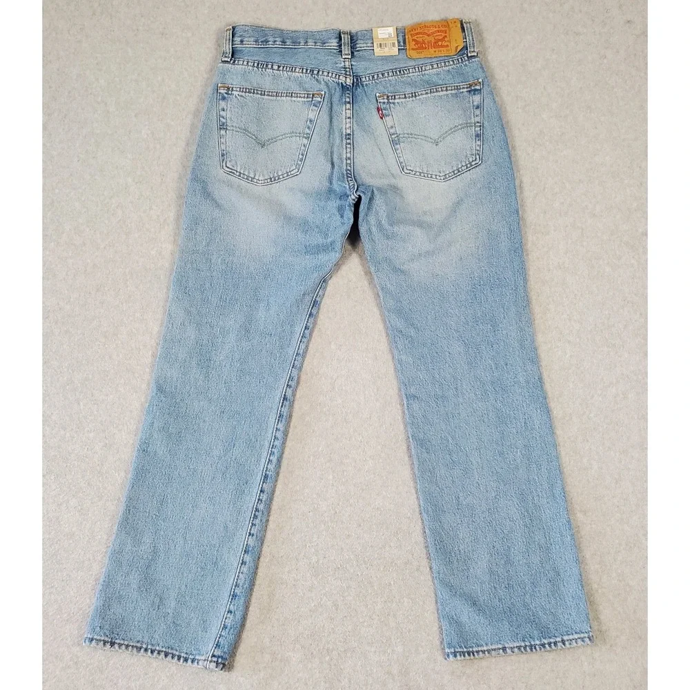 Levis 501 Original Fit Mens Jeans Light Wash Straight Leg Denim 33x30 NEW
